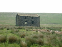 An old barn off the Pennine Bridleway