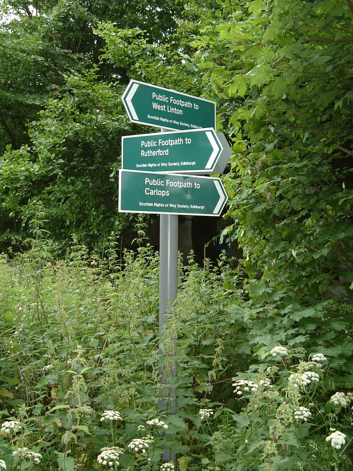 A Scottish right of way sign