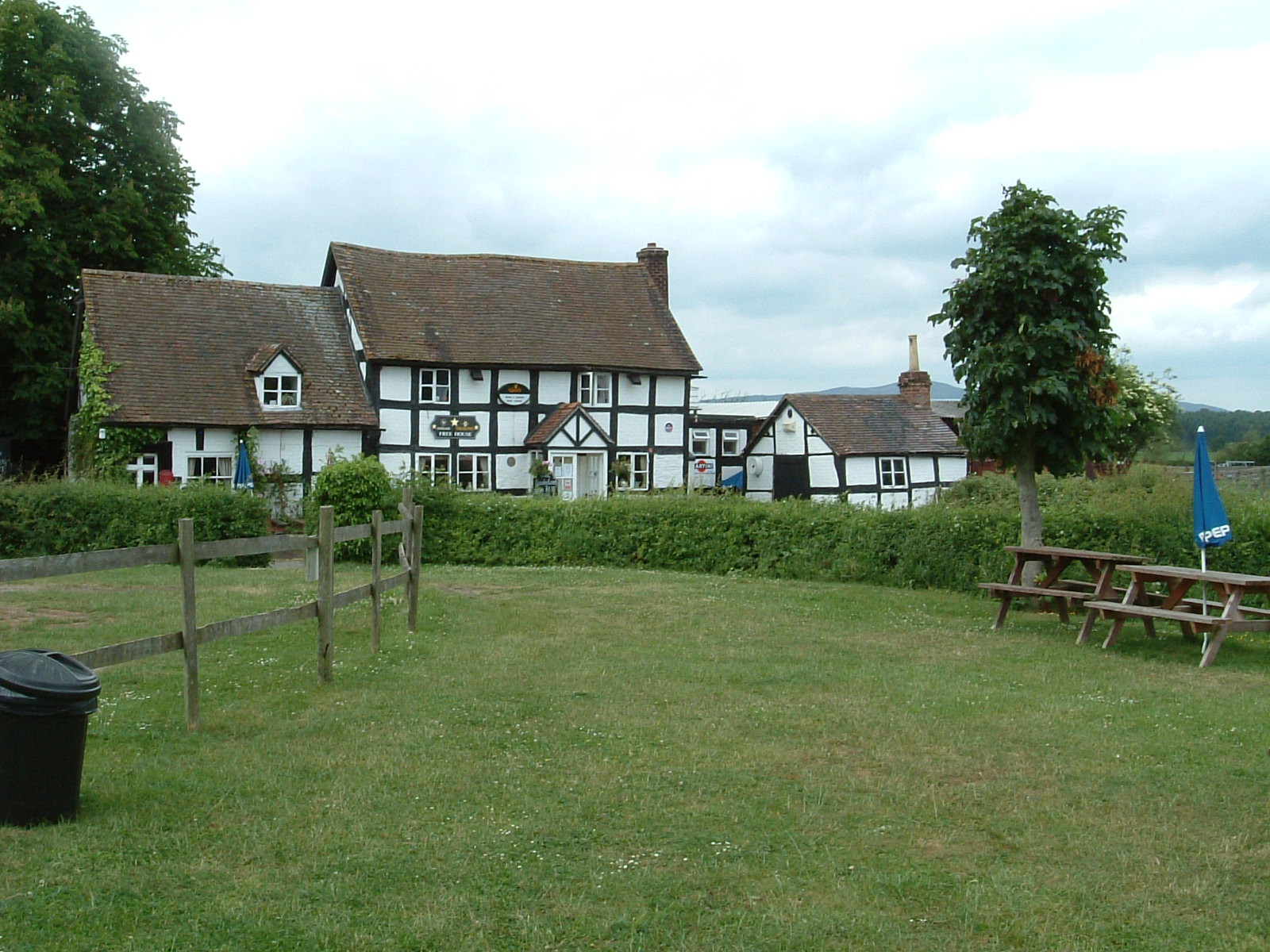 The Rose and Crown in Severn Stoke