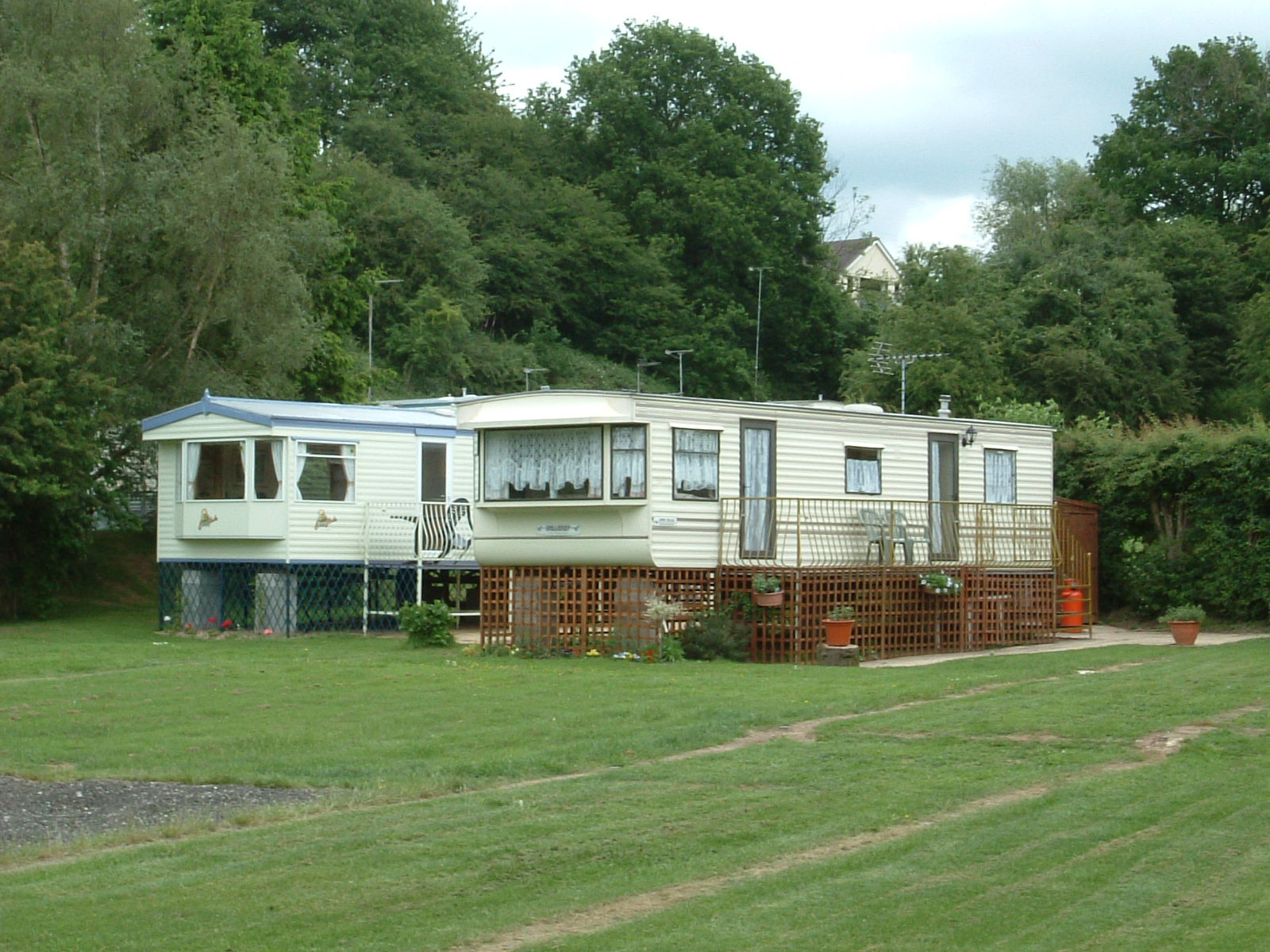 Posh static caravans by the Severn